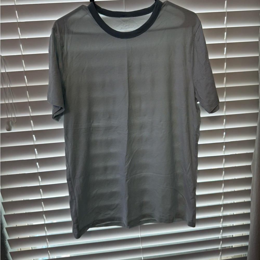 Lululemon Tee